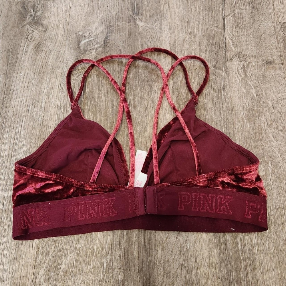 Victoria's Secret - Picture 2 of 2